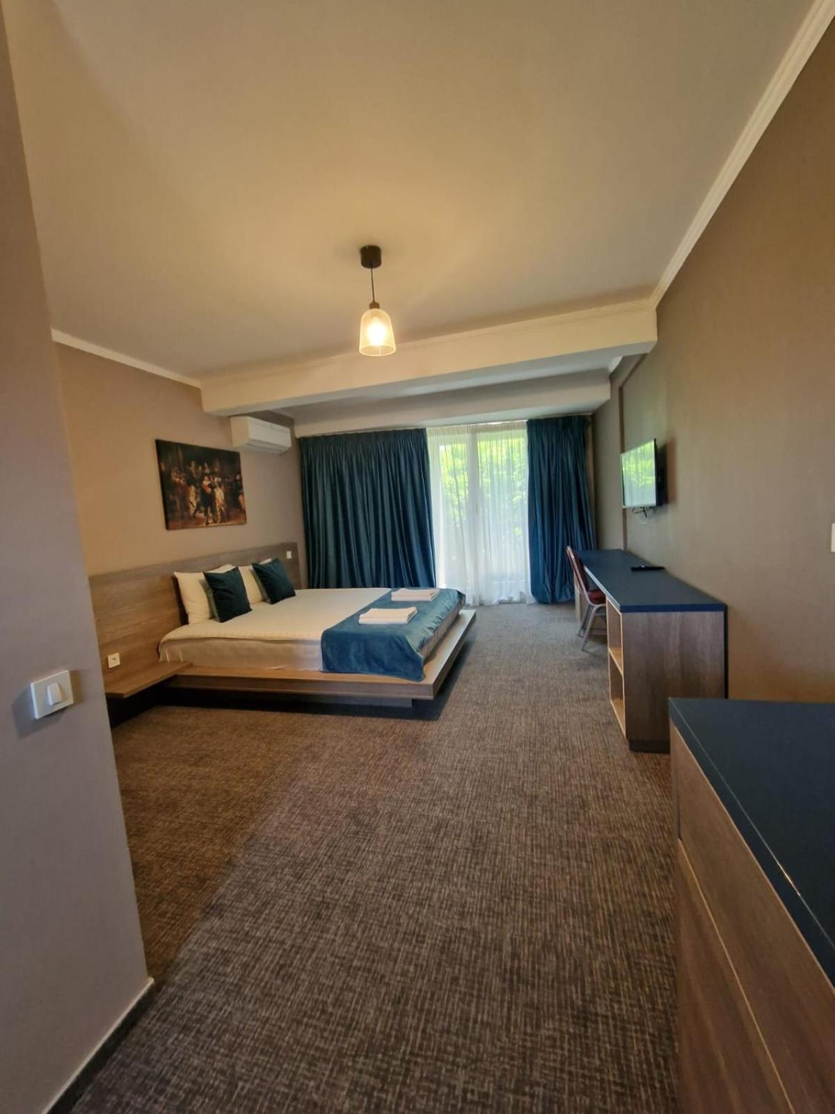 Albert Hotel Roşu Eksteriør bilde