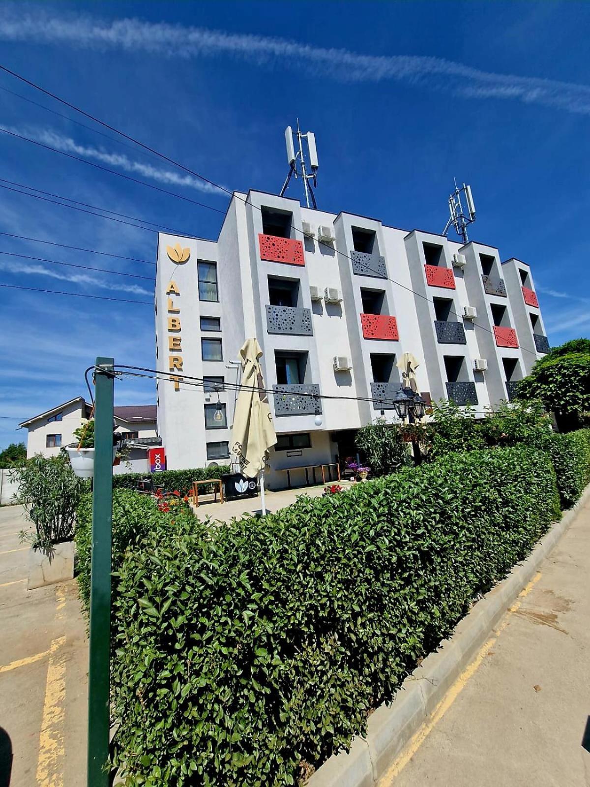 Albert Hotel Roşu Eksteriør bilde
